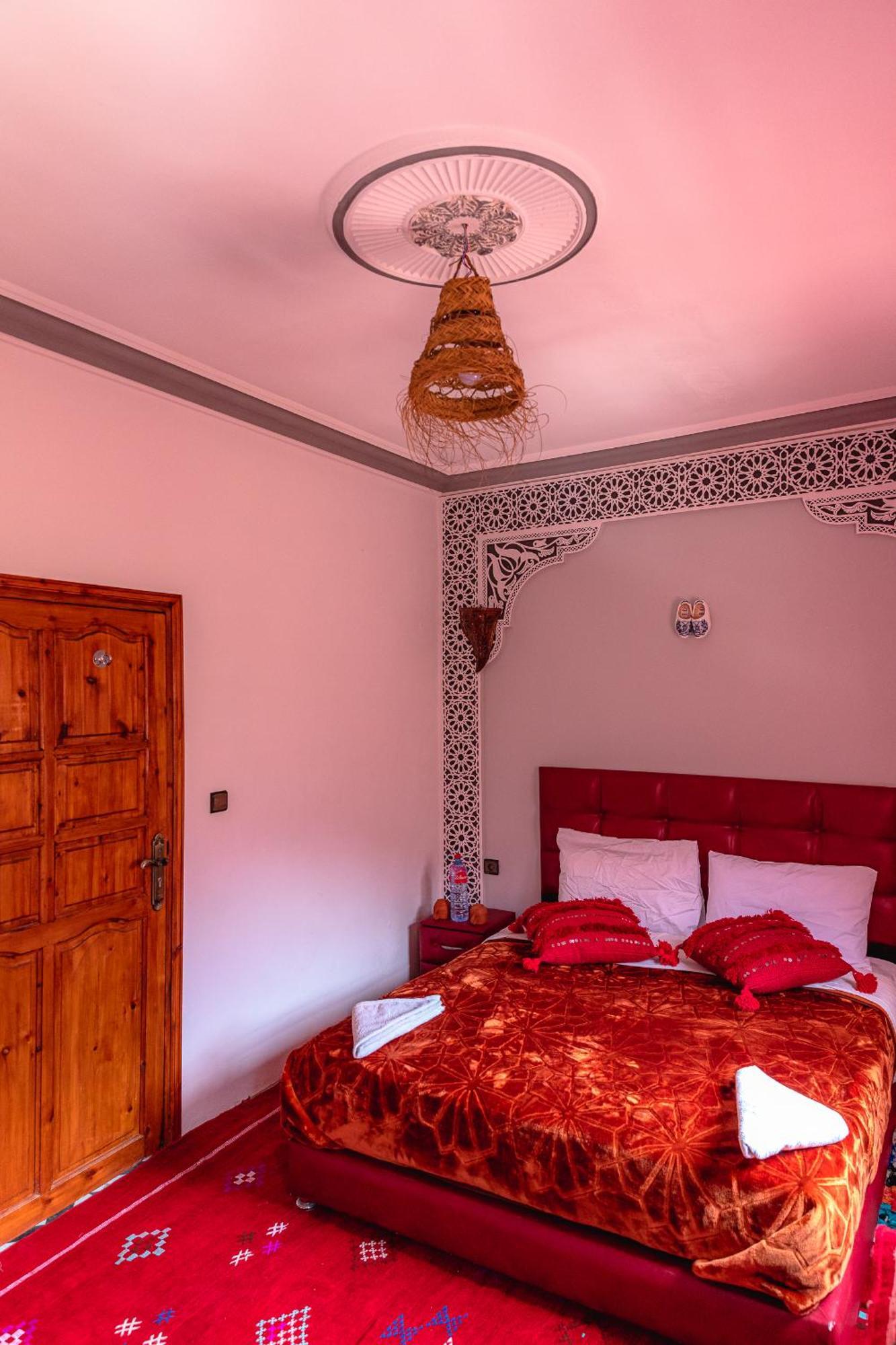 Amazigh Family Riad Imlil  Luaran gambar